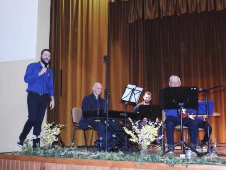 Koncert glasbene zasedbe Take Nine Orchestra 19